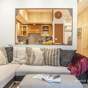 Treetop By Grandeur Property Apartment Bournemouth